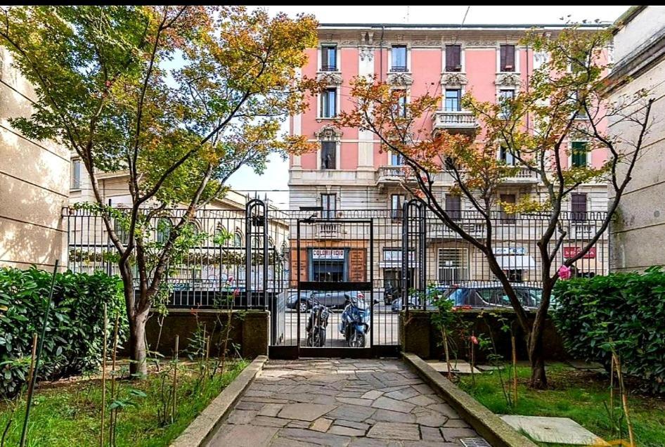 ミラノA Casa Di...アパートメント エクステリア 写真